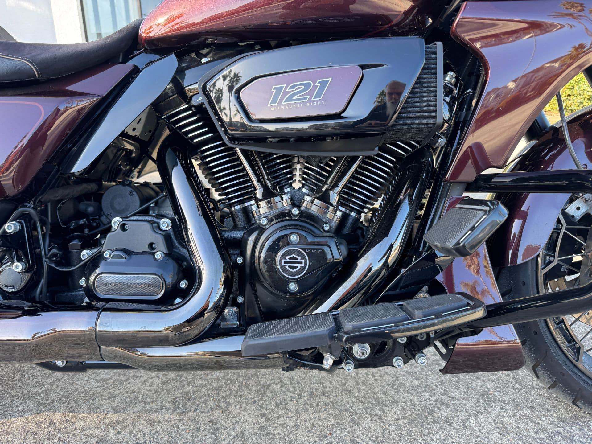 2024 Harley-Davidson CVO™ Road Glide® - media 3