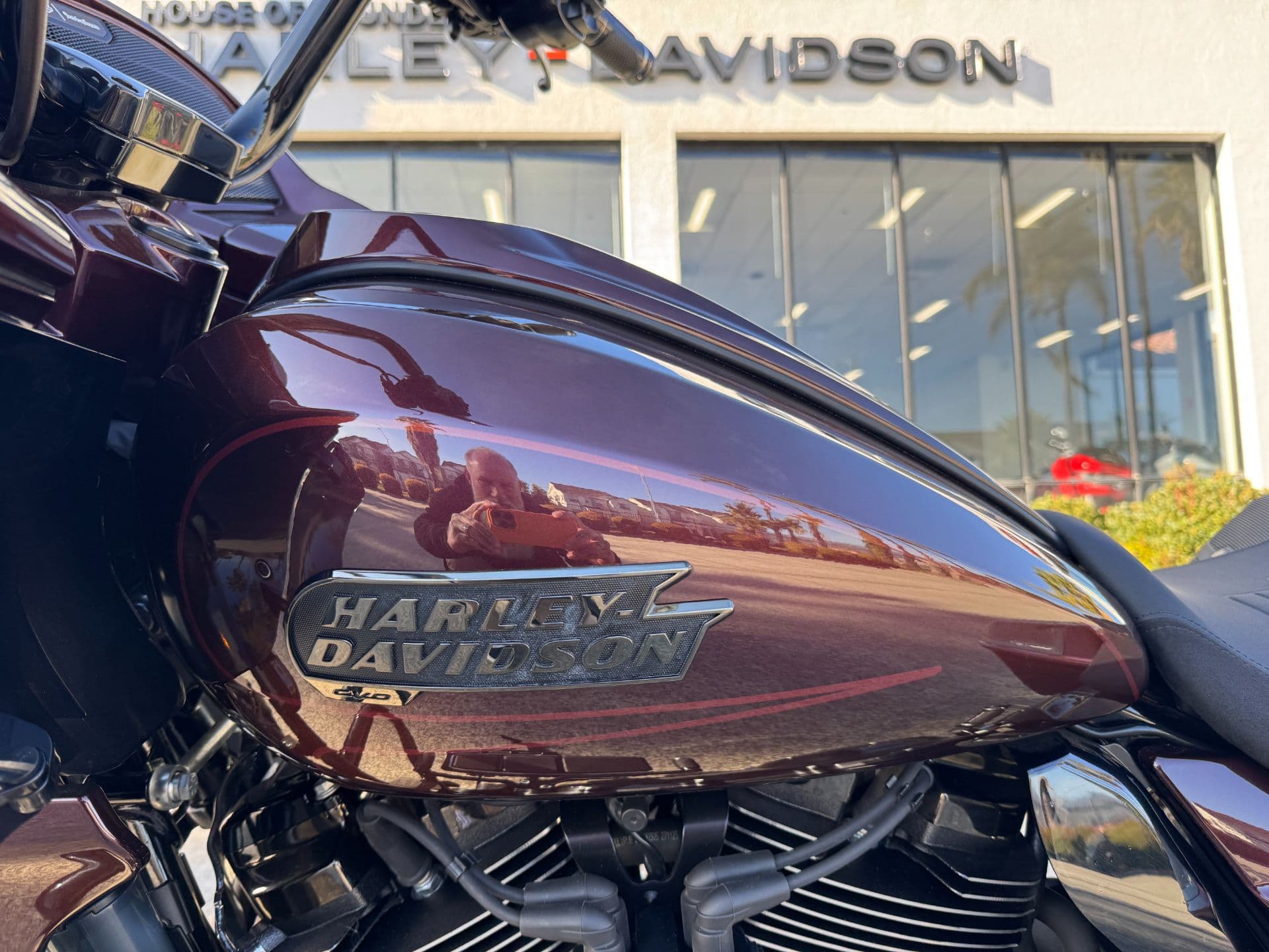 2024 Harley-Davidson CVO™ Road Glide® - media 11
